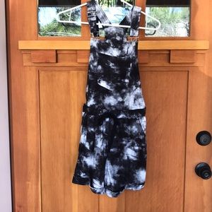 Tie die short overalls